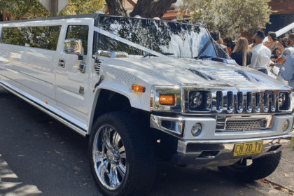 4 Wedding Limousine