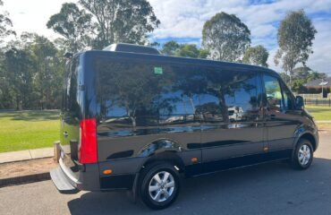 Minibus Hire With Driver in Sydney